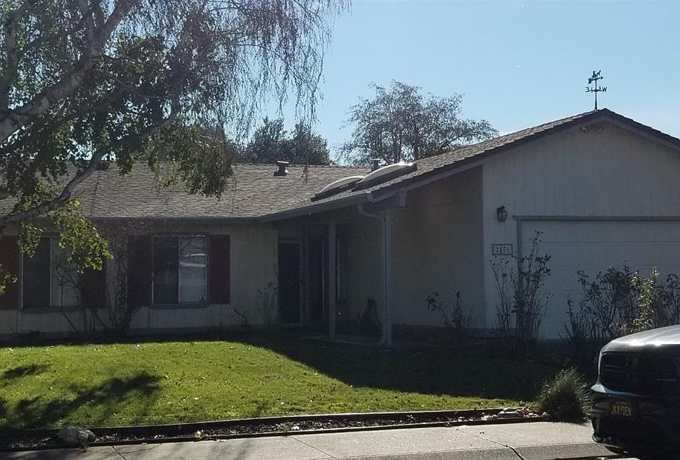 1st image of 2456 Shropshire Dr