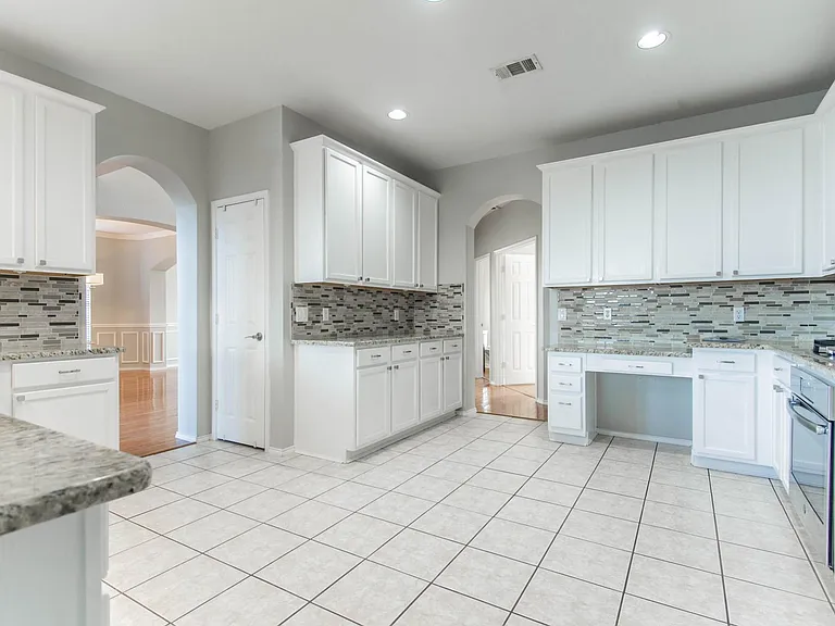 1521 Hidden Cove Ct — Photo 22