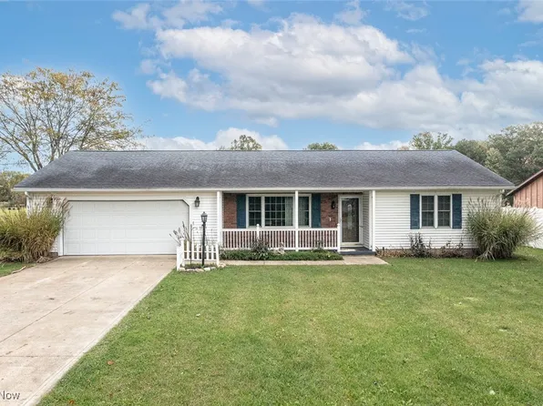 11429 Indian Hollow Rd, Grafton, OH 44044