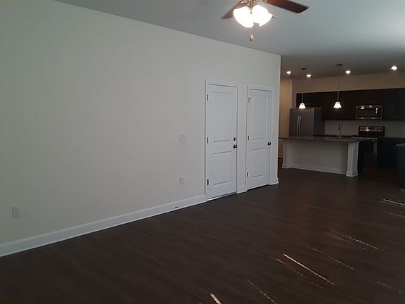 5th image of 507 Pine Terrace Dr