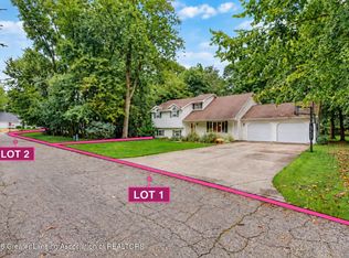 300 N Donegal St, Eaton Rapids, MI 48827