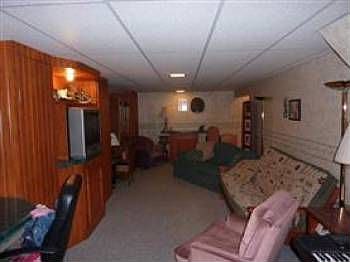 4th image of 2011 Cedar Pointe Dr