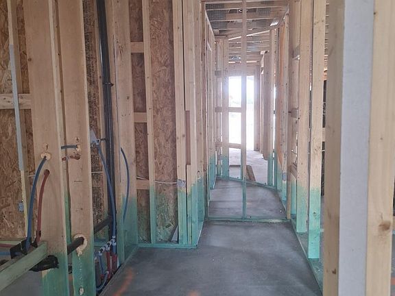 2nd image of 1275 Helsing Rd