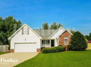 94 Tylerstone Dr, Fuquay Varina, NC 27526