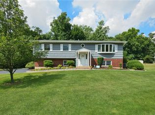 20 Augur Rd, Airmont, NY 10901