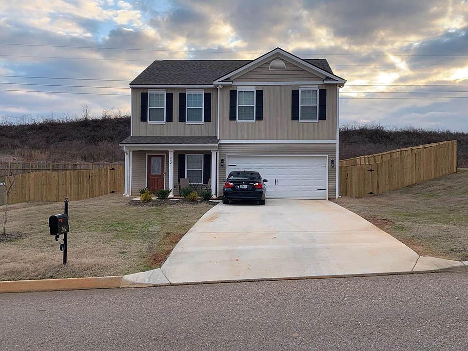 1st image of 202 Gail Ln