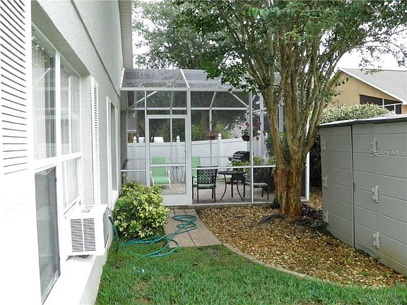 5th image of 1139 Stoneham Dr