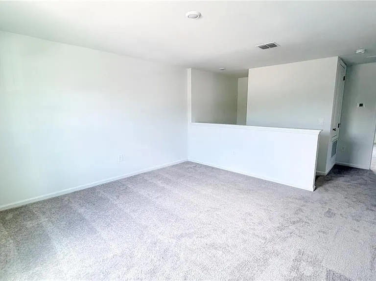 1558 Loxley Trl — Photo 22