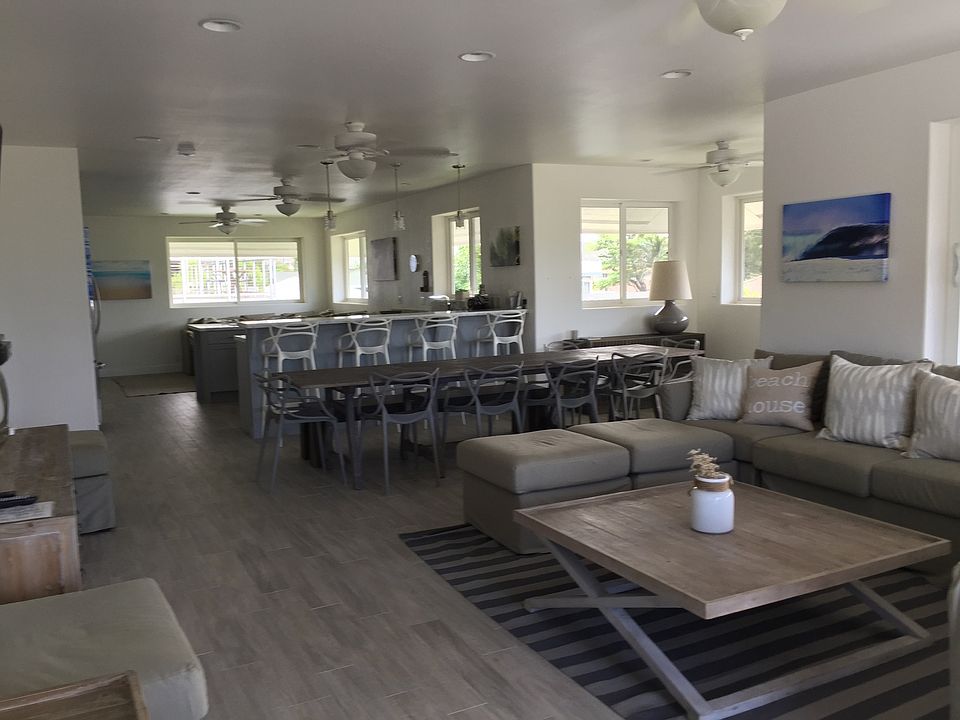 561 Kaneapu Pl, Kailua, HI 96734 | Zillow