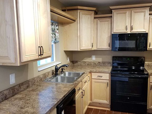 4th image of 1514 Vicki Dr