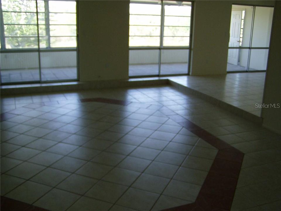 2nd image of 1275 Price Cir