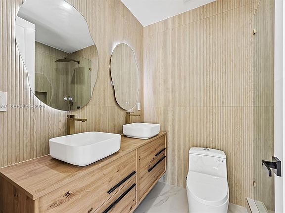 5th image of 4414 Alton Rd