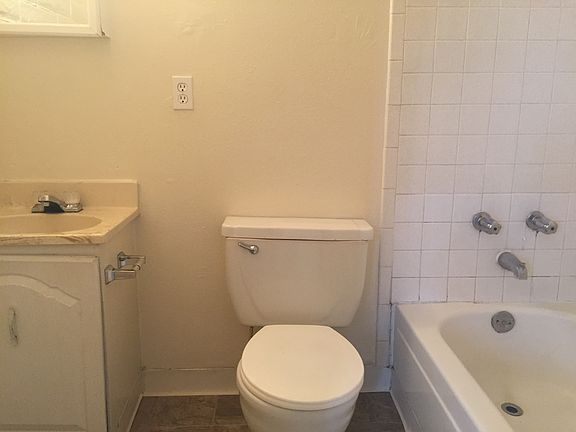5th image of 3429 Aztec Rd NE APT C