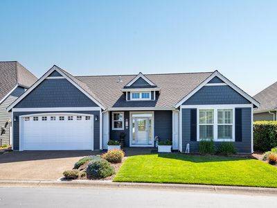 5765 SW Barnacle Ct, South Beach, OR, 97366