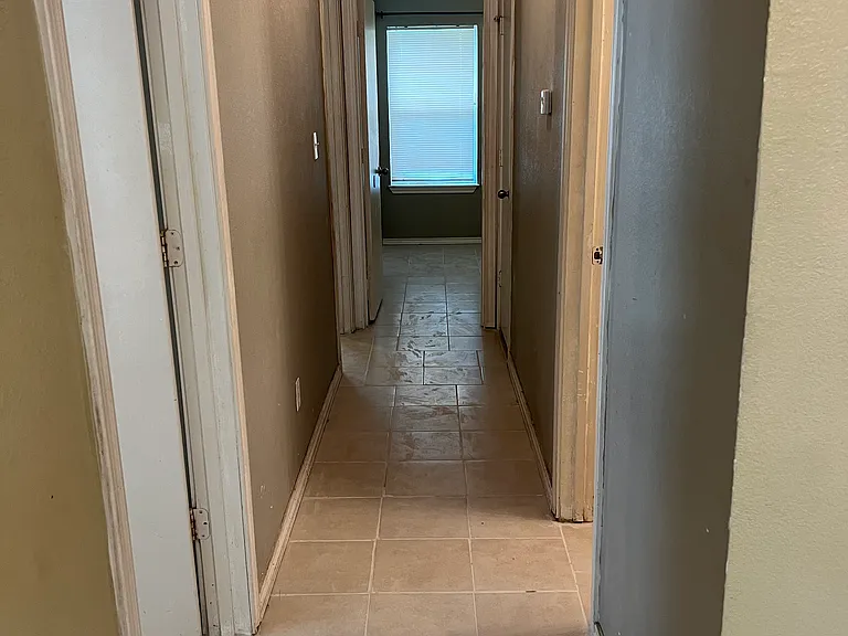 3008 Comanche Ave #B — Photo 10