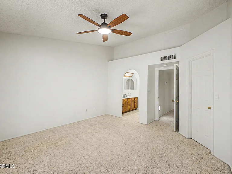 3510 E Hampton Ave #17 — Photo 33