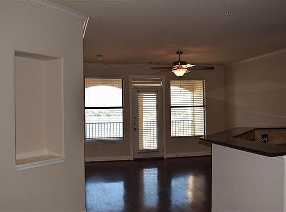 4th image of 2136 Portofino Dr