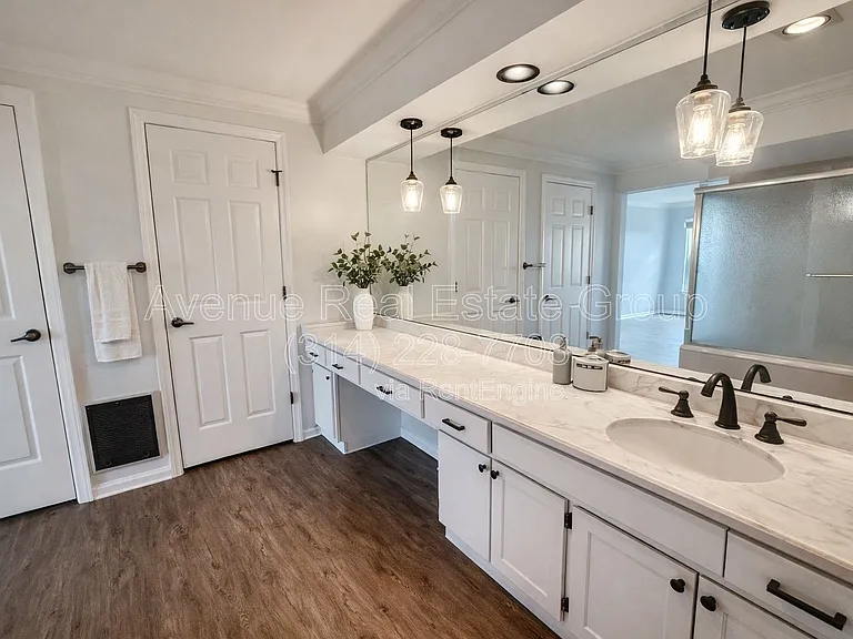974 Claytonbrook Dr #2D — Photo 12