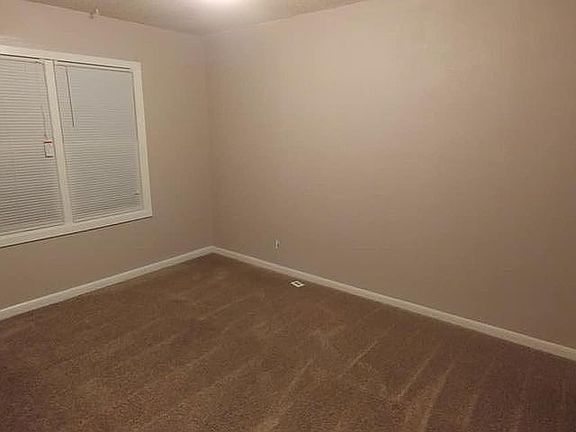 4th image of 2507 N Houston St #2509