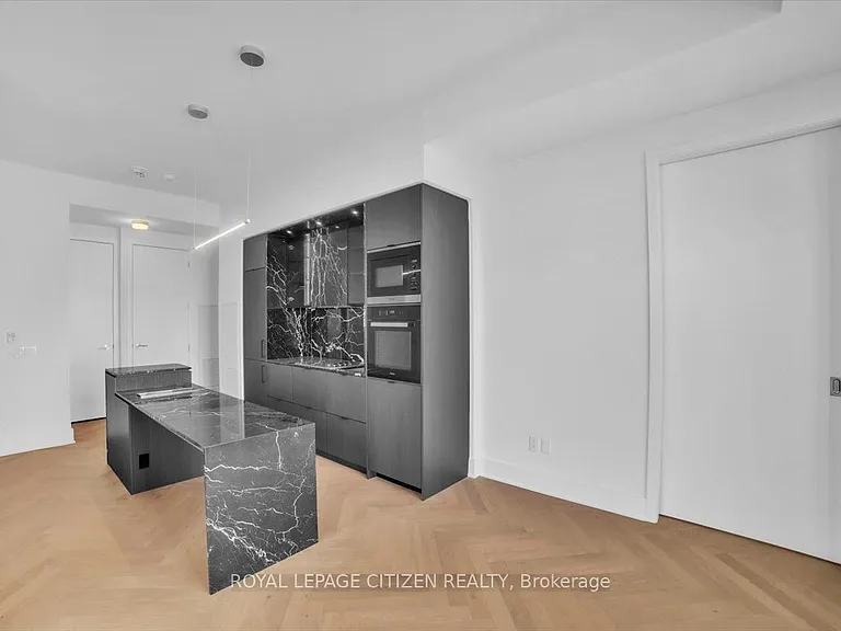 11 Yorkville Ave #6007 — Photo 6
