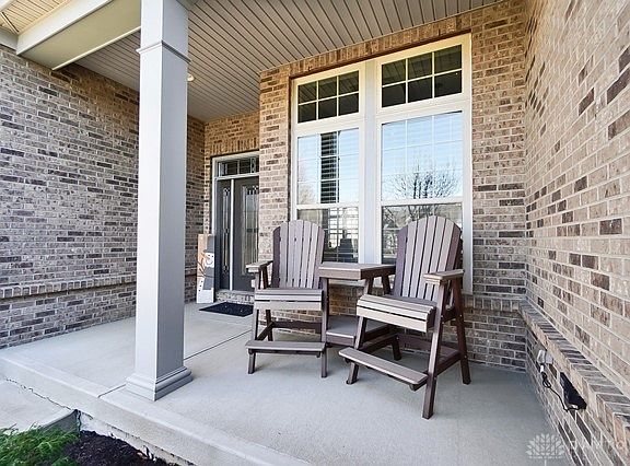 4th image of 6210 Winding Creek Blvd