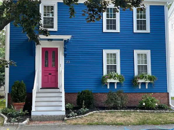 23 School St Unit 1, Manchester, MA 01944