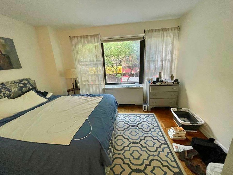 1st image of 279 E 44th St APT 2M