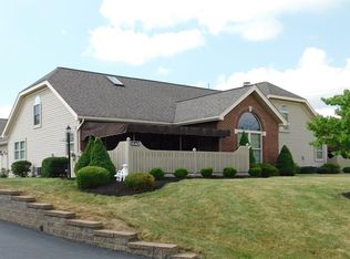 1540 Meerschaum Ln, Coraopolis, PA 15108