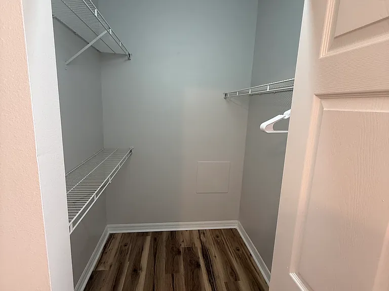 5621 Pinnacle Heights Cir #108 — Photo 28