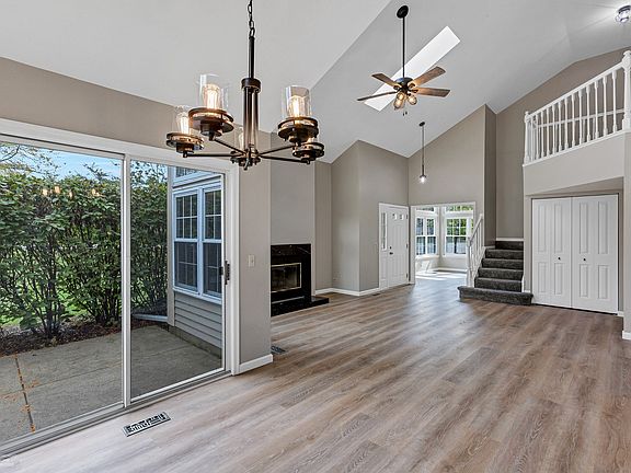 Dining Area/Patio