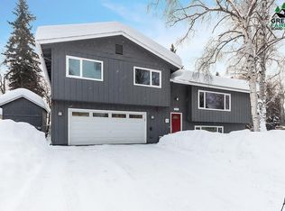4437 Stanford Dr, Fairbanks, AK 99709