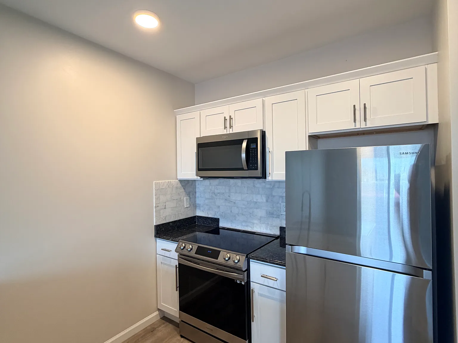 1 bed, $2,095 — Photo 2
