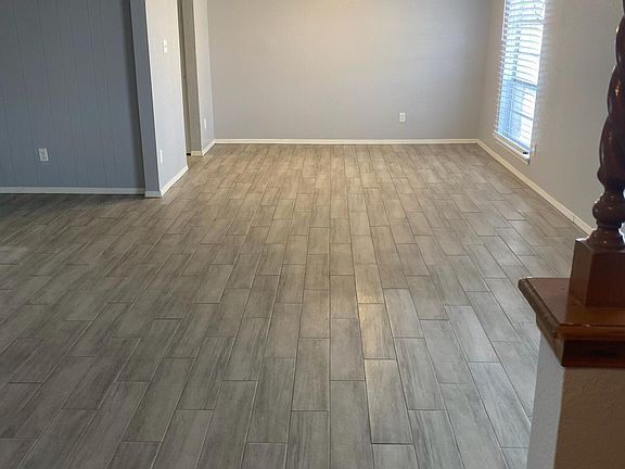 3rd image of 2056 Ocean Side Dr