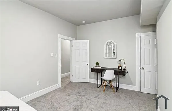 1627 N Caroline St — Photo 23