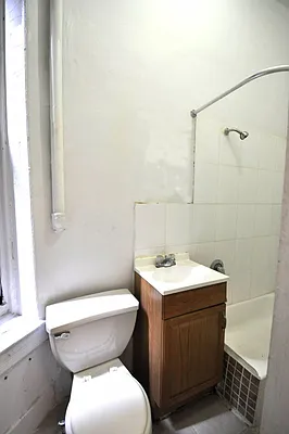 Rented by Bohemia Realty Group | media 9