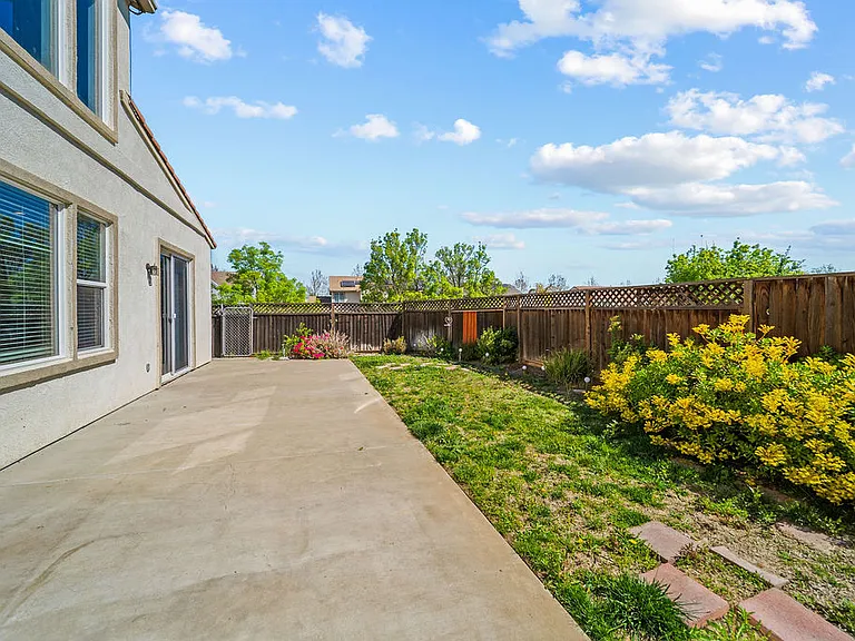 4855 Greencastle Way — Photo 40