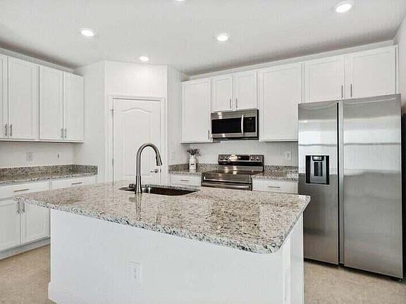 3rd image of 10883 SW Vasari Way