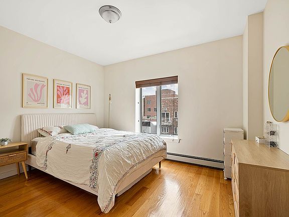 4th image of 25-40 38th St #4D