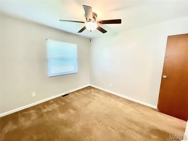 208 Harvard Dr — Photo 30