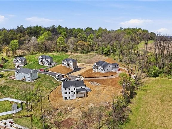 3rd image of 6 Spring Ct