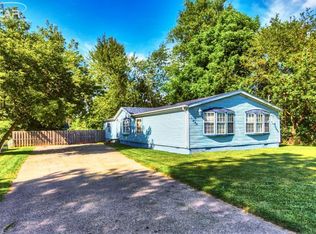 1064 Pinehurst Blvd, Mount Morris, MI 48458