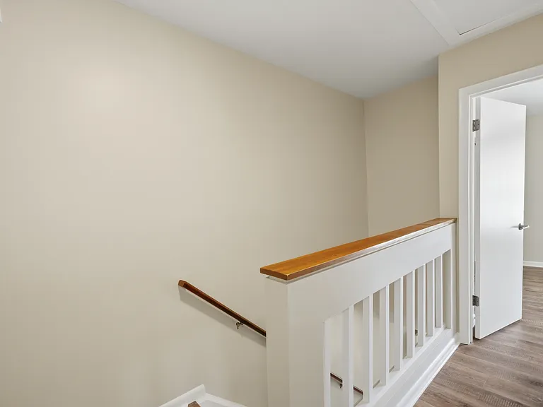 5109 Glenwood Way — Photo 18