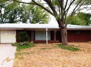 1206 W 3rd St, Roswell, NM 88201