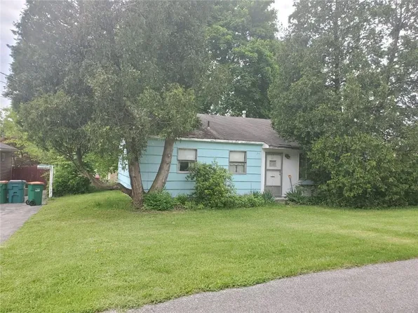 37 Styvestandt Drive, Poughkeepsie, NY 12601