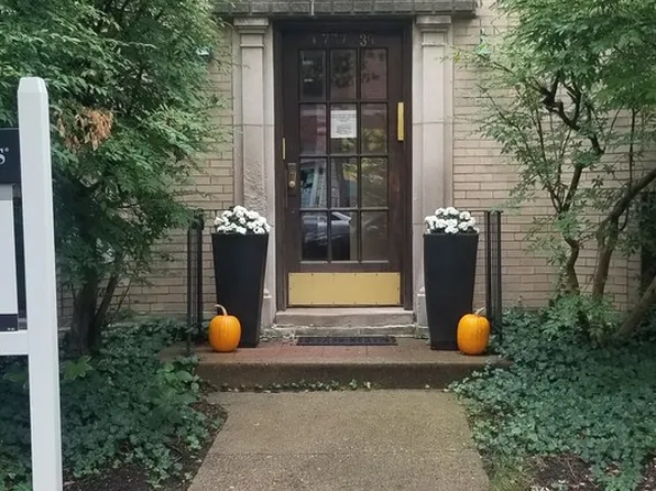 6737 N Greenview Ave #2, Chicago, IL 60626