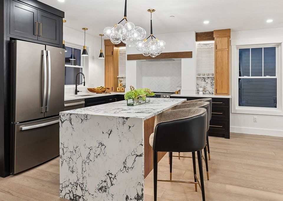 1st image of 32 Birch Brook Rd #25