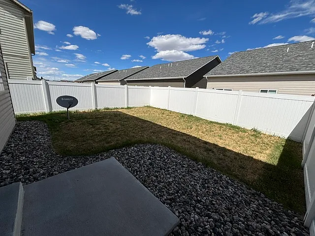 3227 Bantam Ave — Photo 3