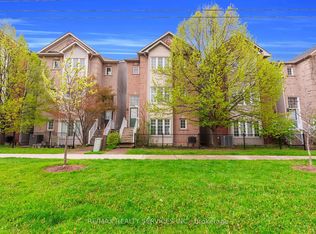 5110 Fairview St Unit 28, Burlington, ON L7L 7H6