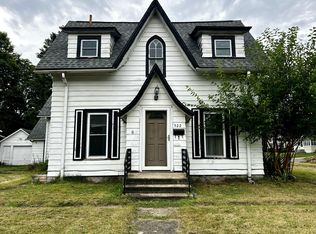 522 Walnut St, Three Rivers, MI 49093