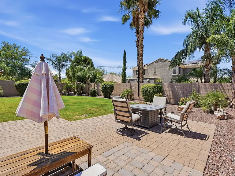 1846 E Merlot St — Photo 11